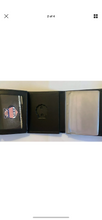 New York City DETECTIVE Plain Mini Badge Wallet credit Cards/ID Pictures.